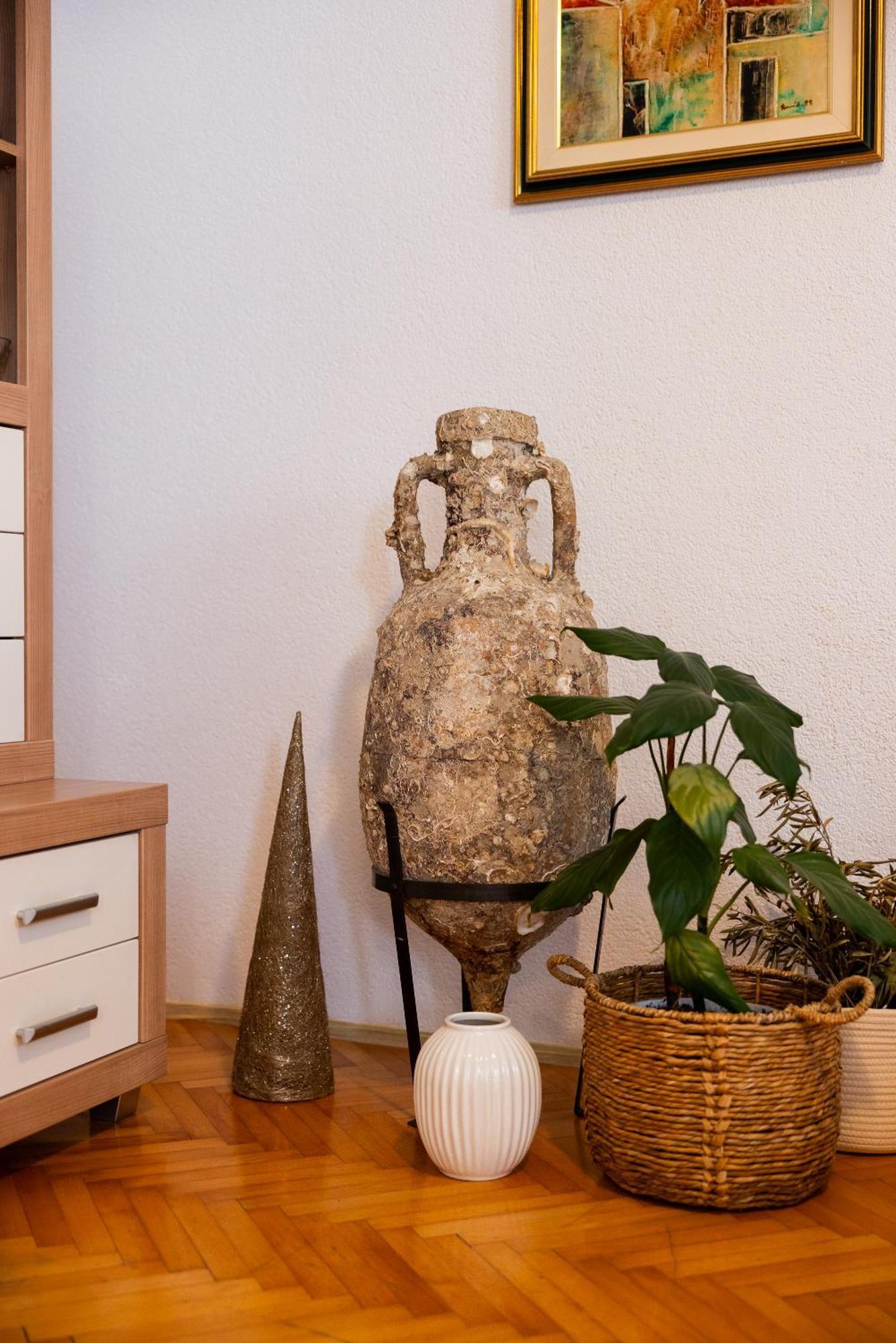 Apartman Nora オミシュ エクステリア 写真