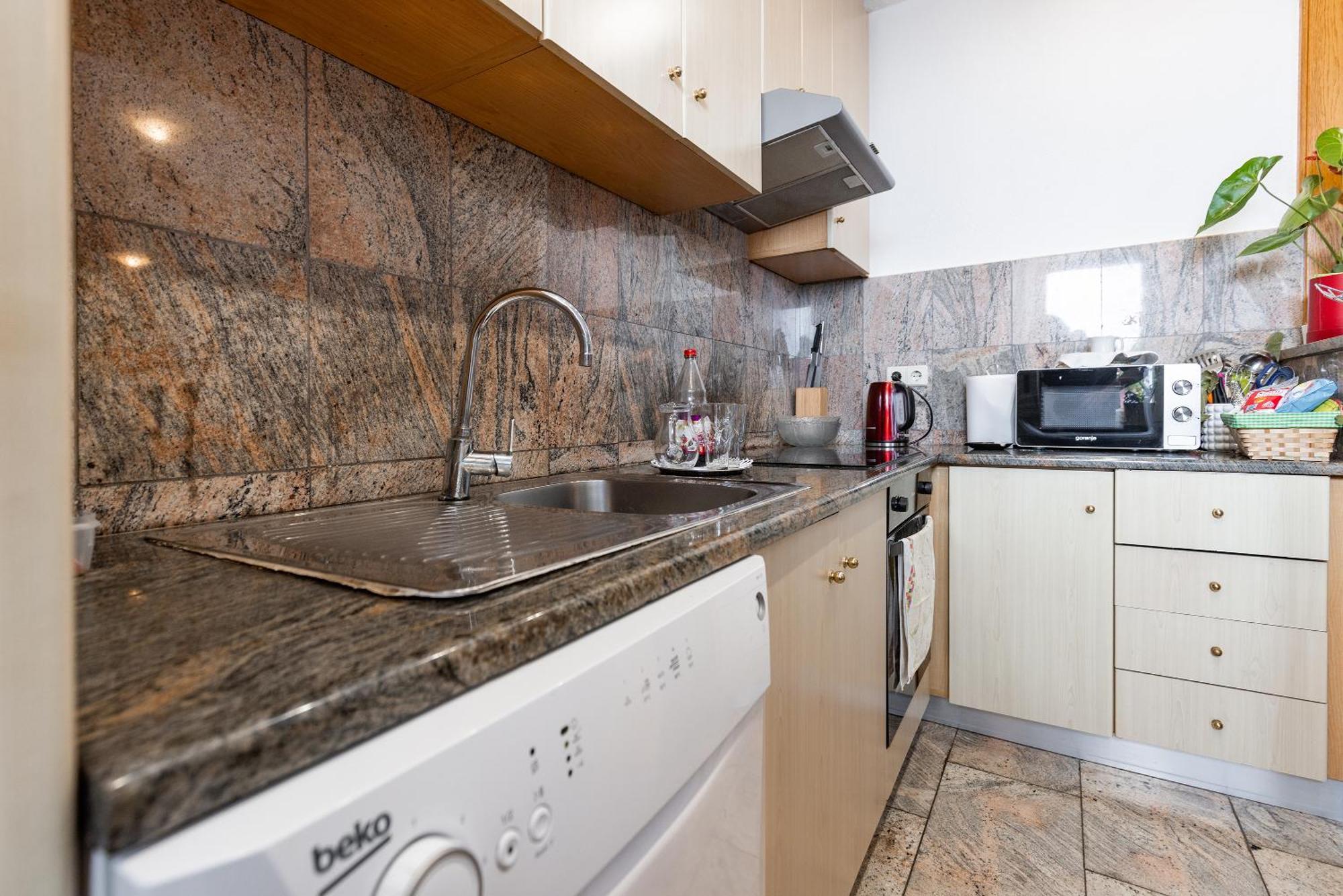 Apartman Nora オミシュ エクステリア 写真